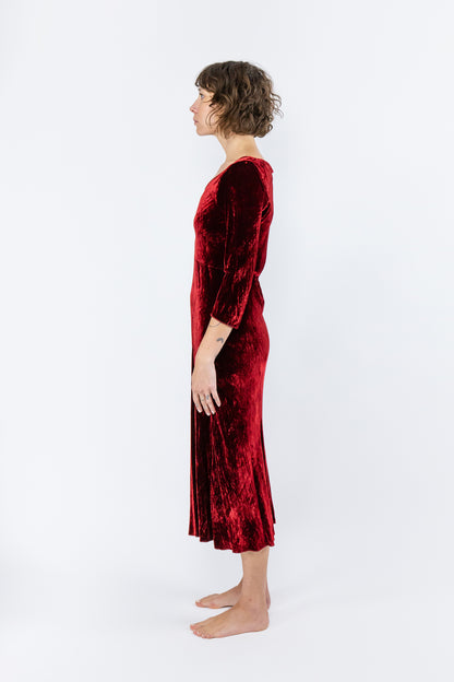 zephyr garone dress in garnet velvet