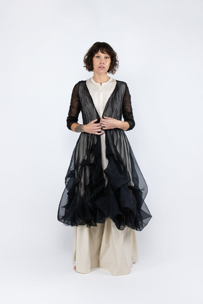 zephyr batcombe duster in black