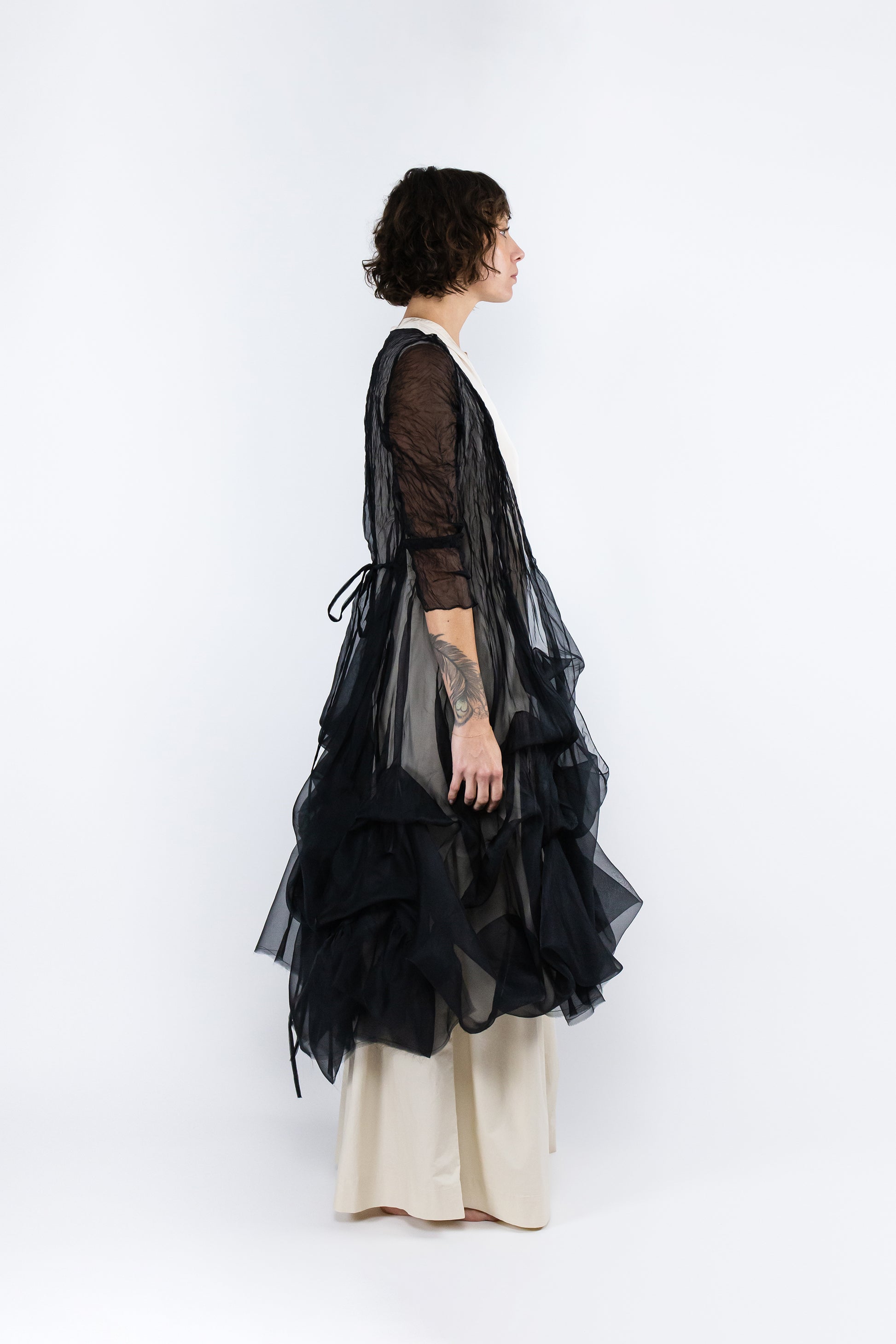 zephyr batcombe duster in black