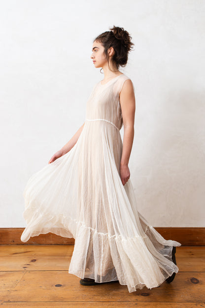 Perdomo Gown