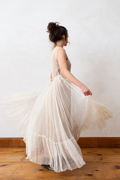 Perdomo Gown