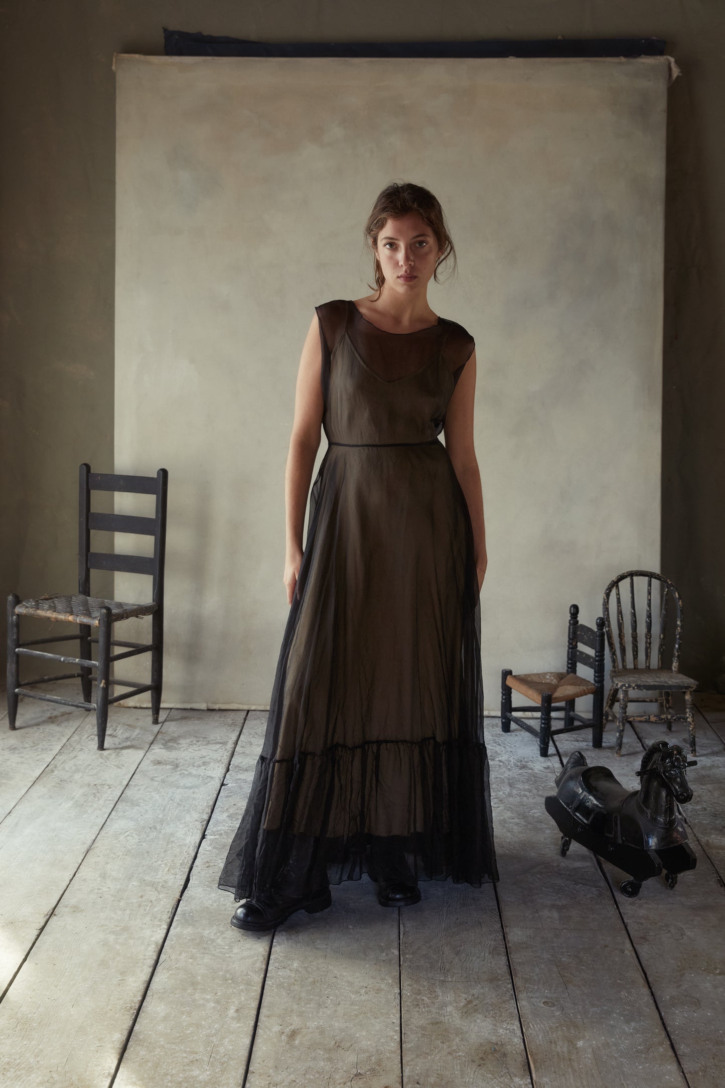 Perdomo Gown